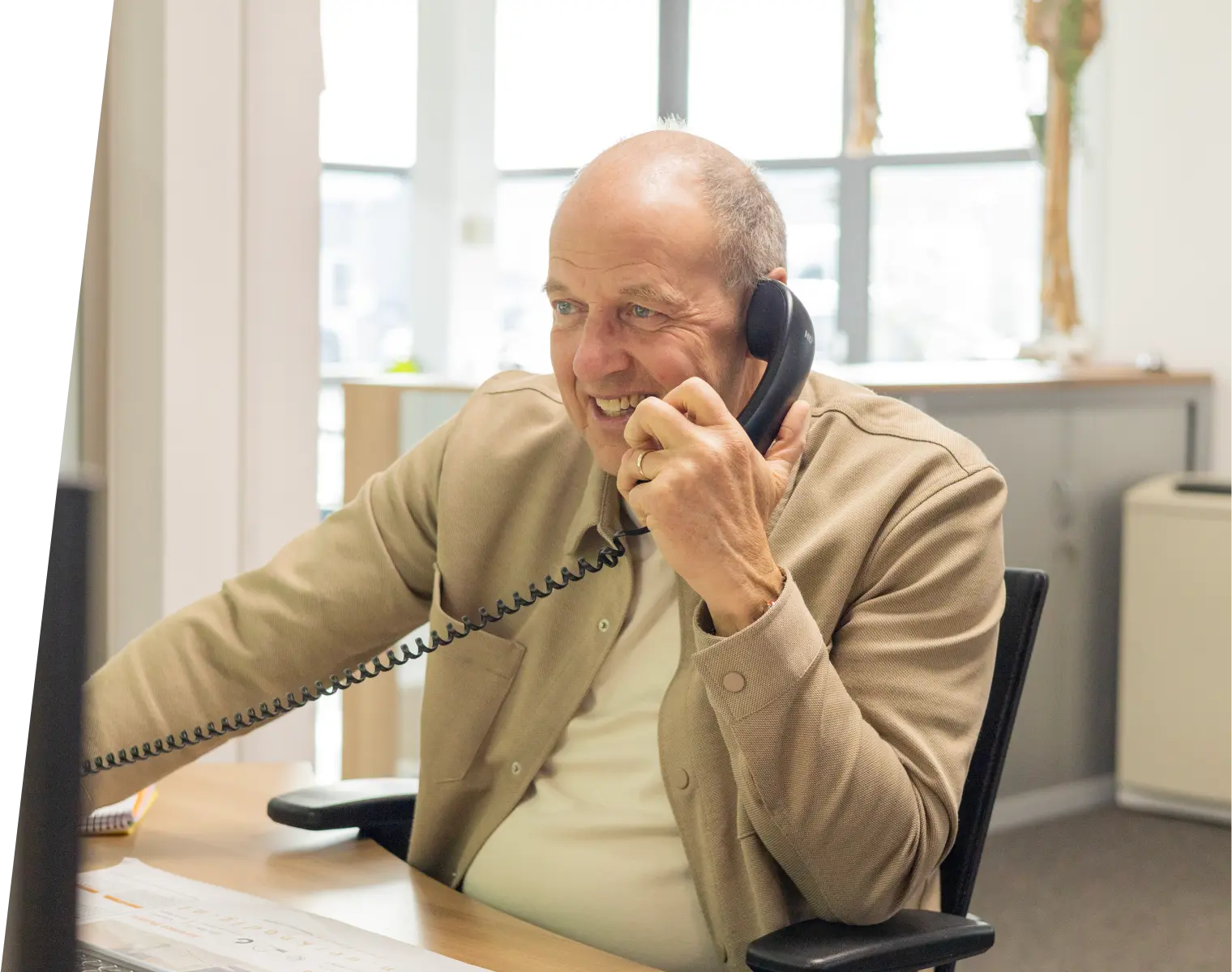 Hammer header - Joop